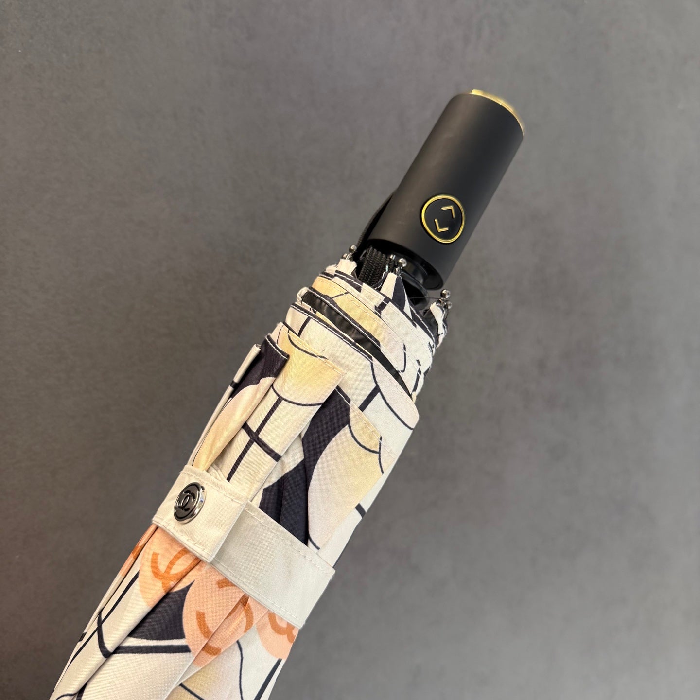 J1N46C13 Popular UV resistant umbrella