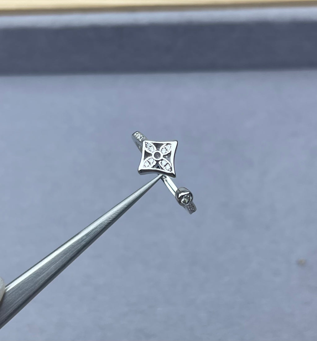 X5N76E58J Popular Rings