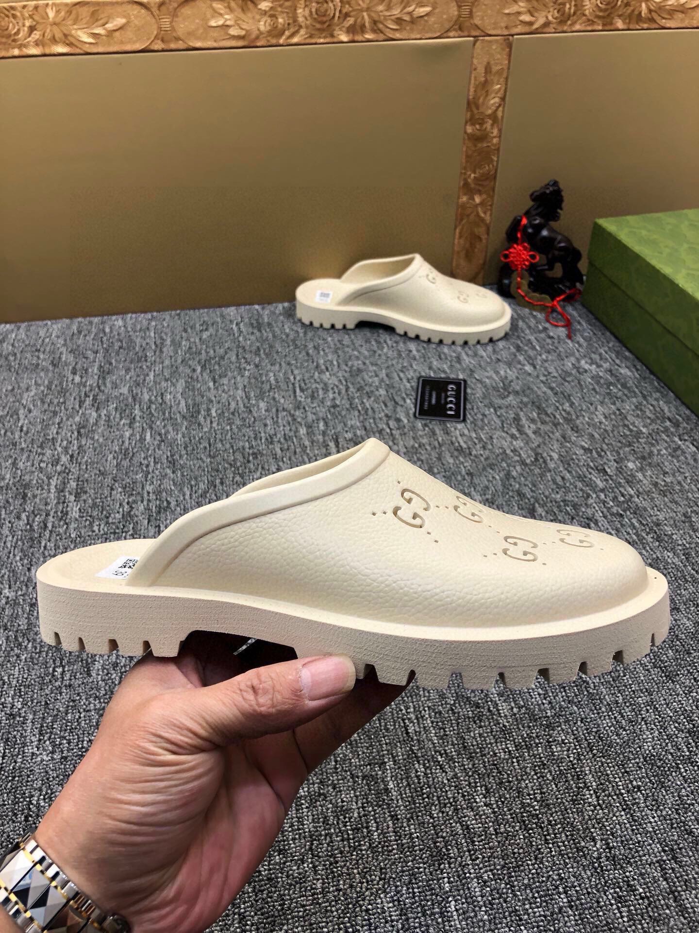 Z5ZB26 Popular slippers