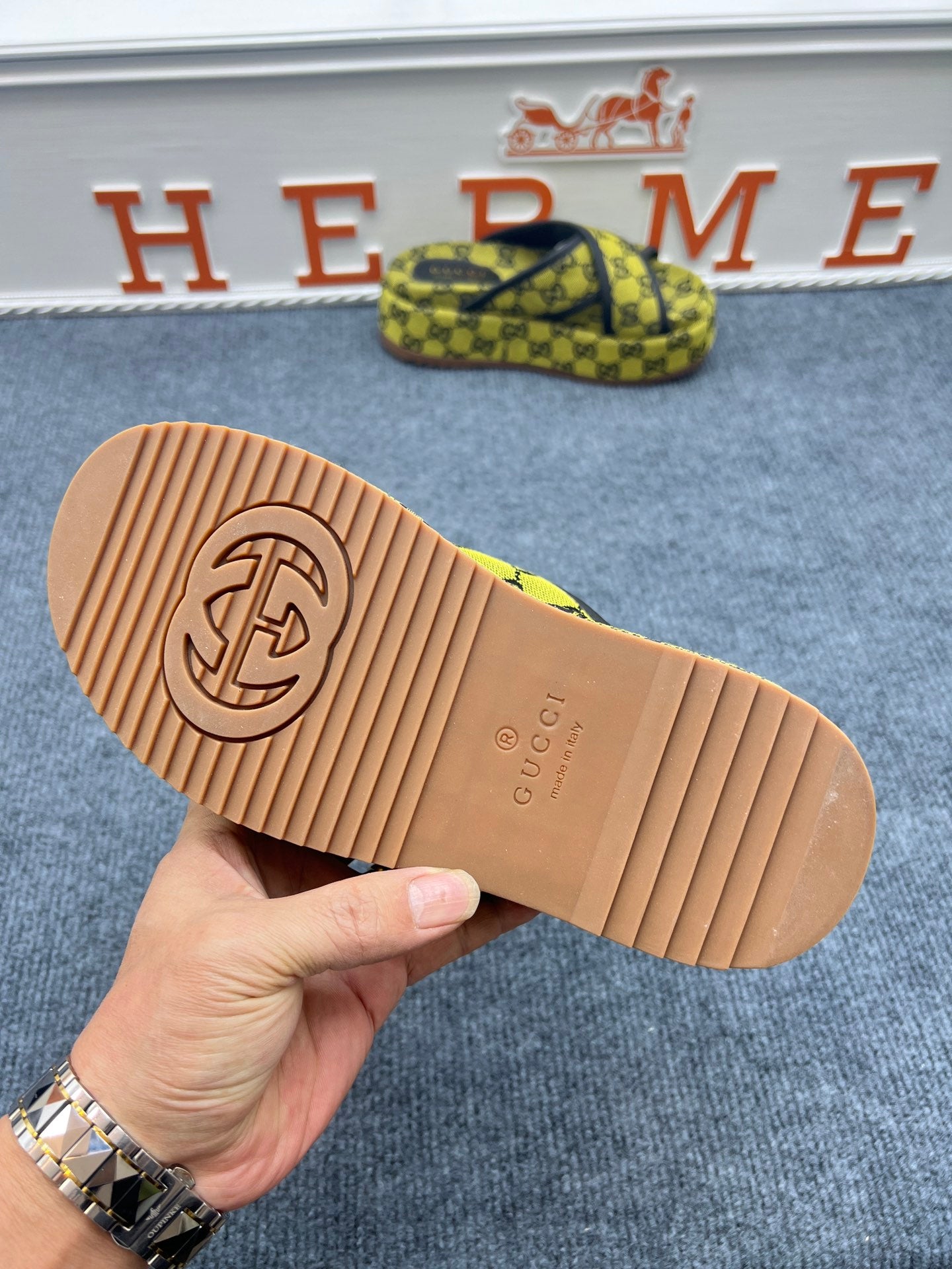Z5YB69 Popular Slippers