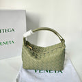 B1X76A11  Popular leather bag