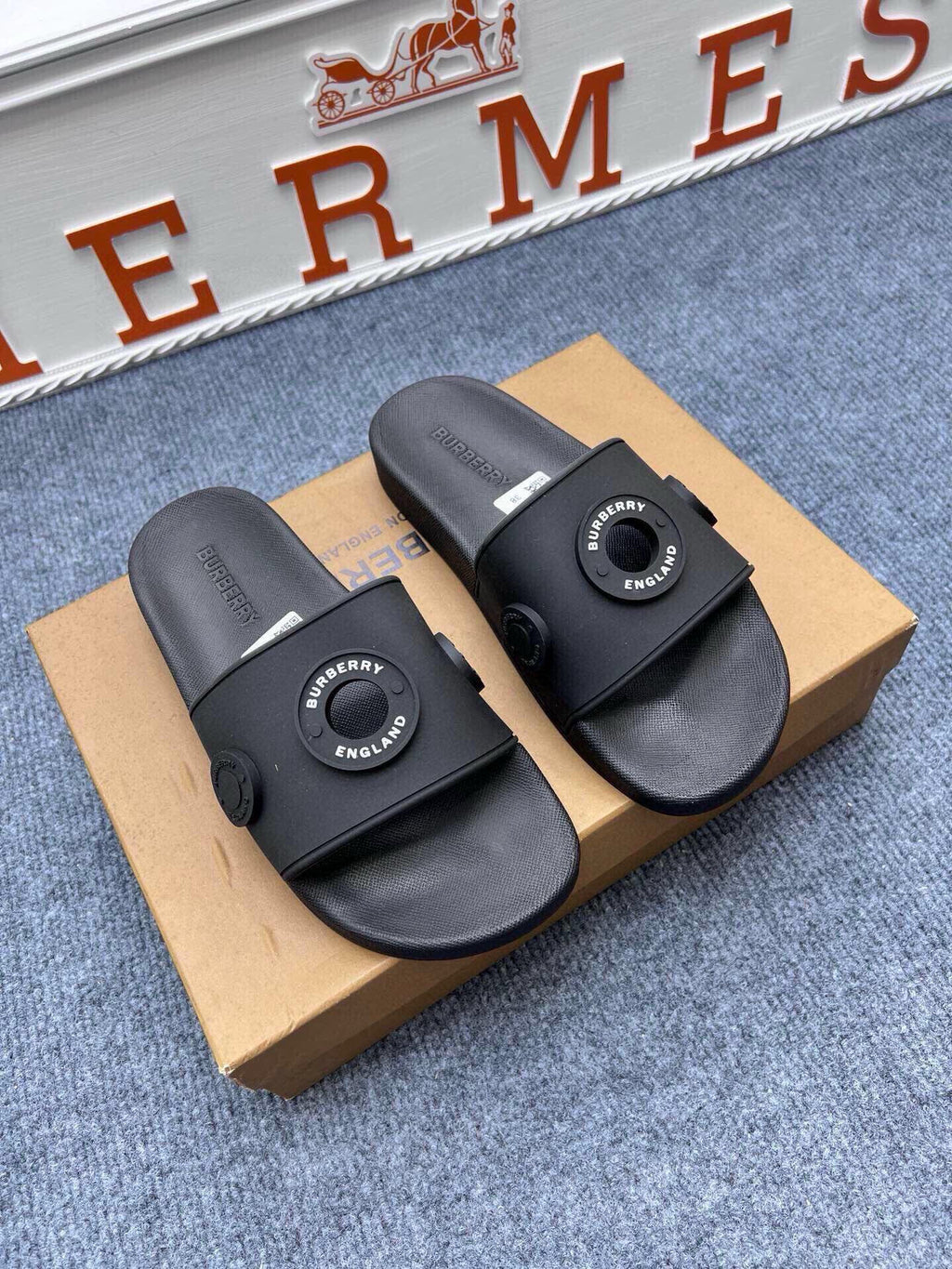 Z5Z35R252 Popular Slippers