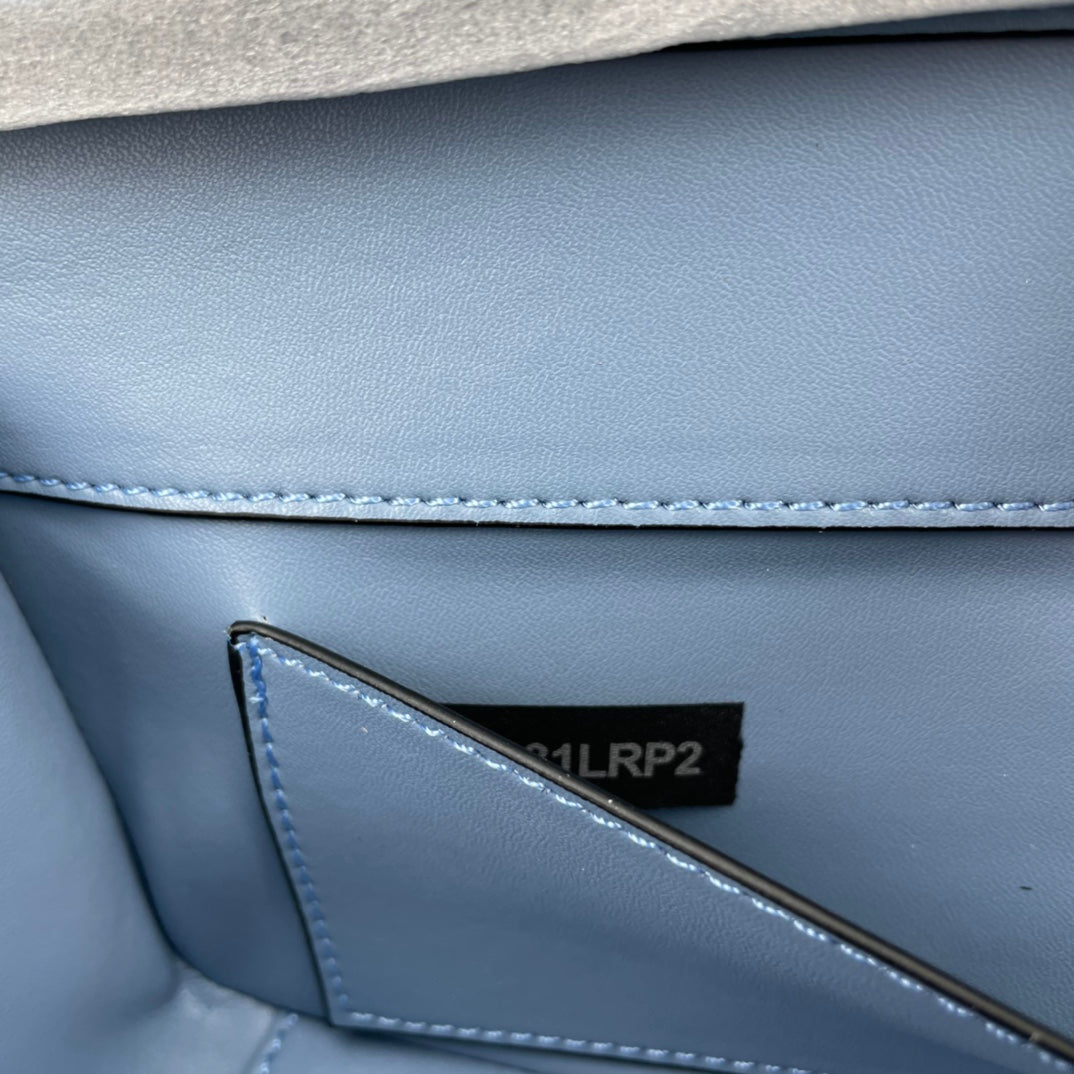 B1W35VL114 Popular  leather bag