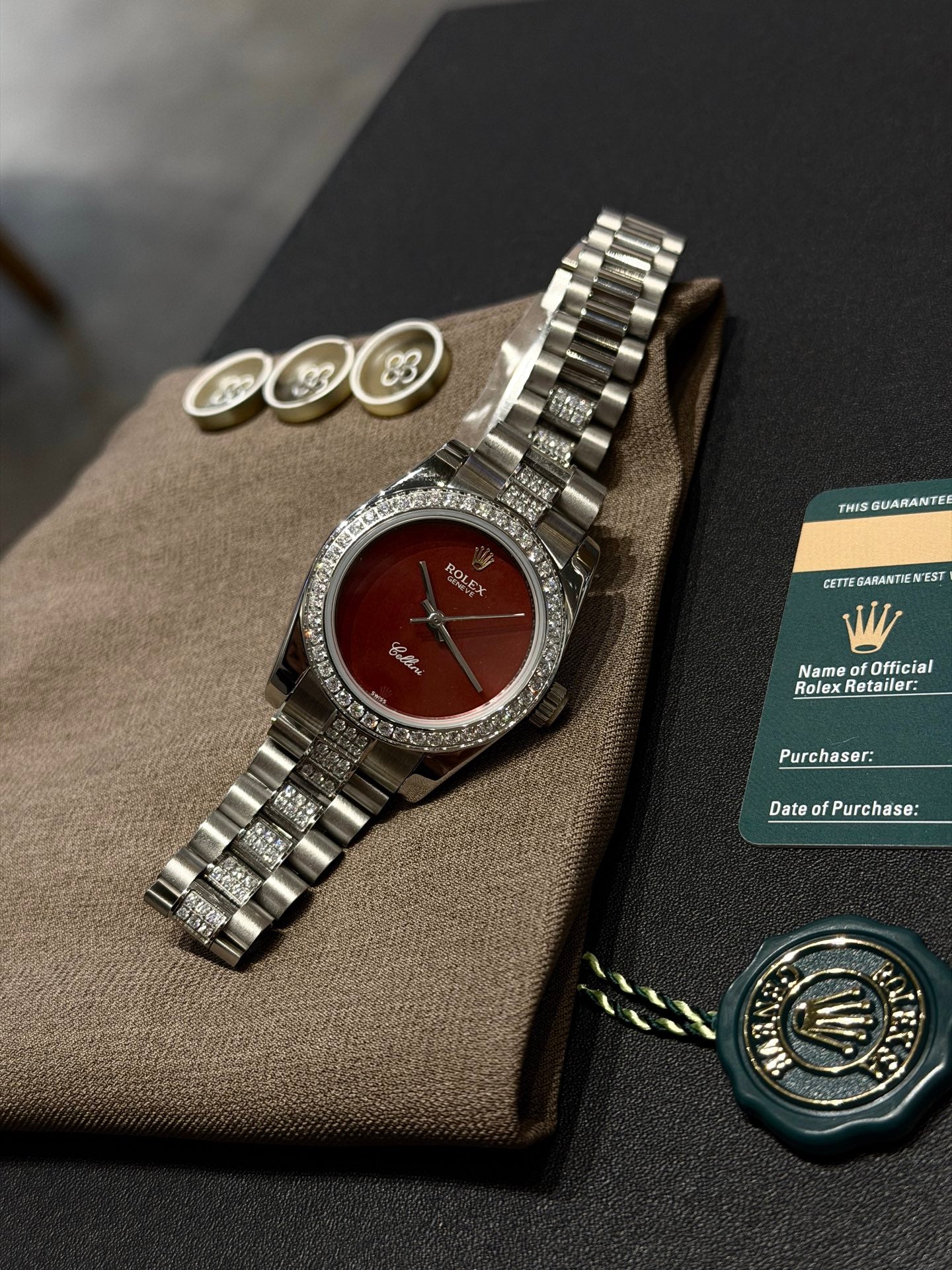 L1R36L24 Popular Watches