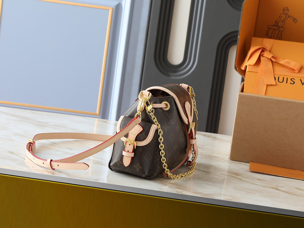 B1R15E18 Popular  leather bag