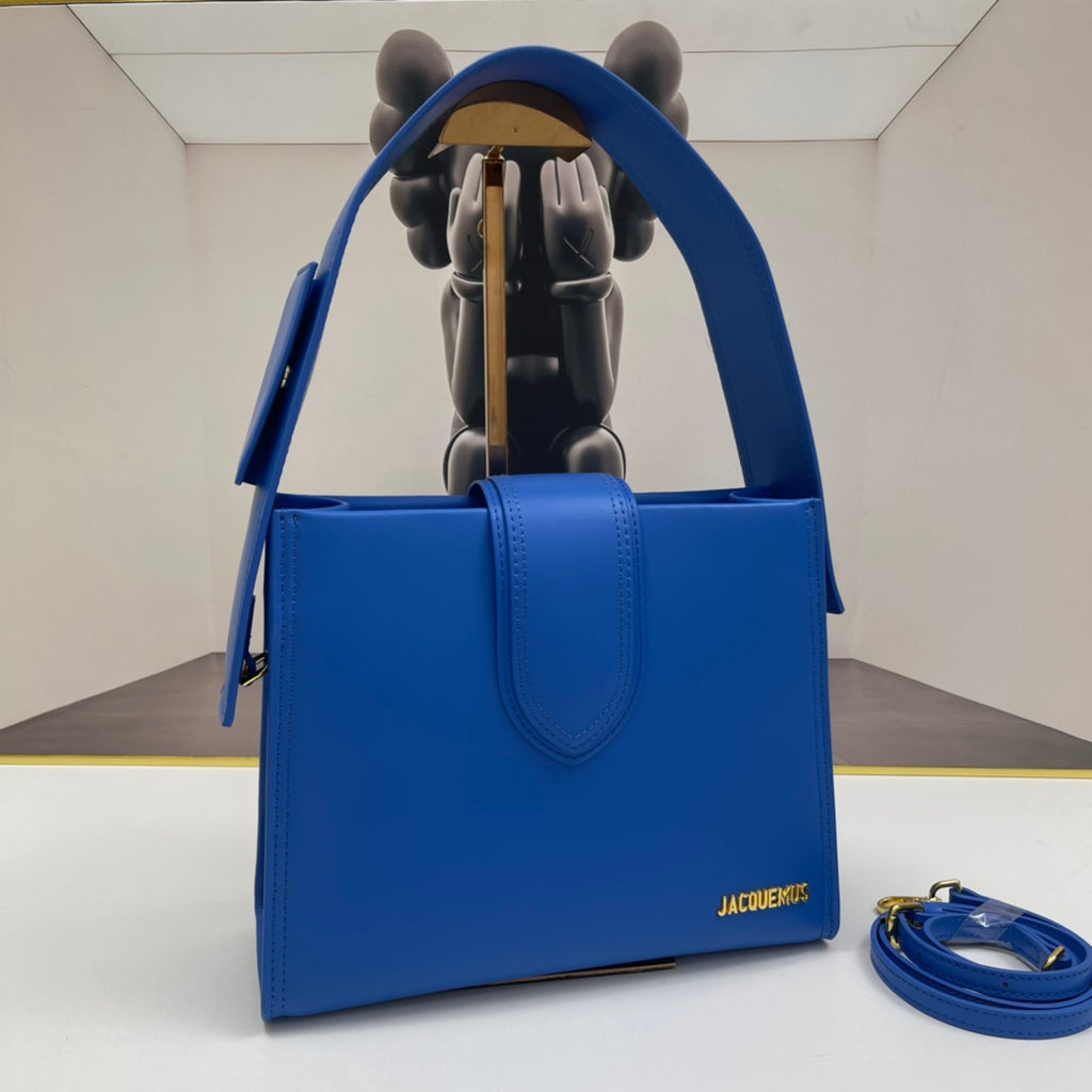 B1P36A25 Popular leather bag