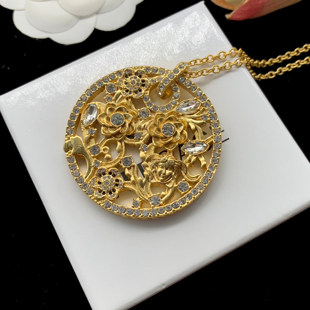 X1Q85V363X Popular Necklaces