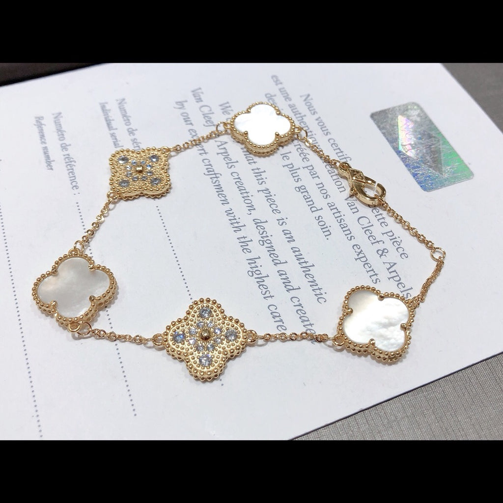 X5X53VA179K  Popular bracelets 5 flowers normal size1.5cm flower