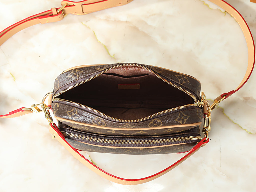 B1P46E108 Popular leather bag