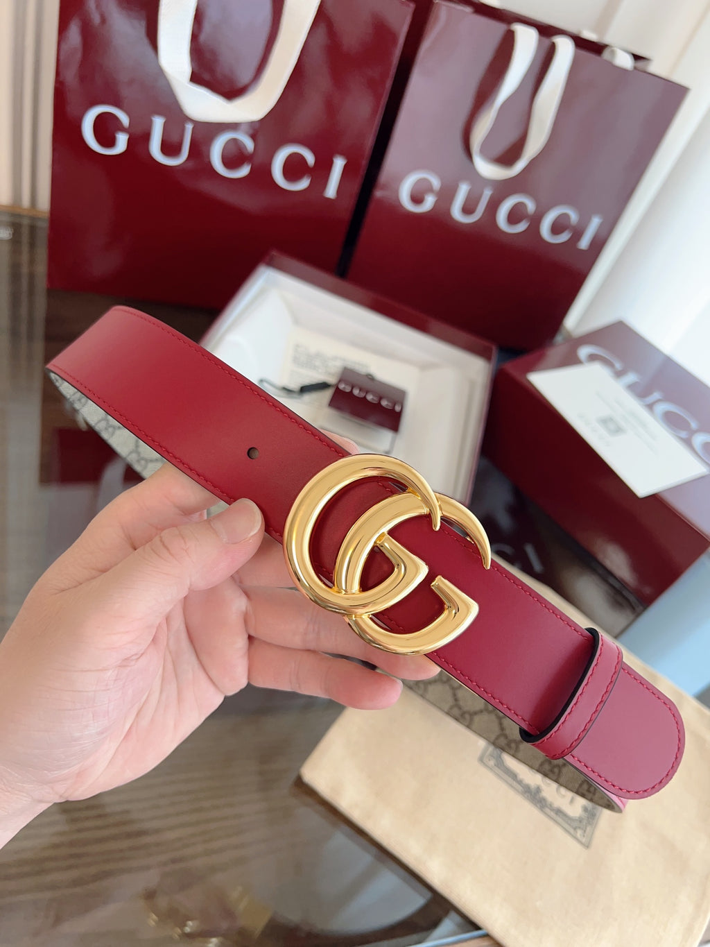 P1Q115B5 Popular High quality belt With full package