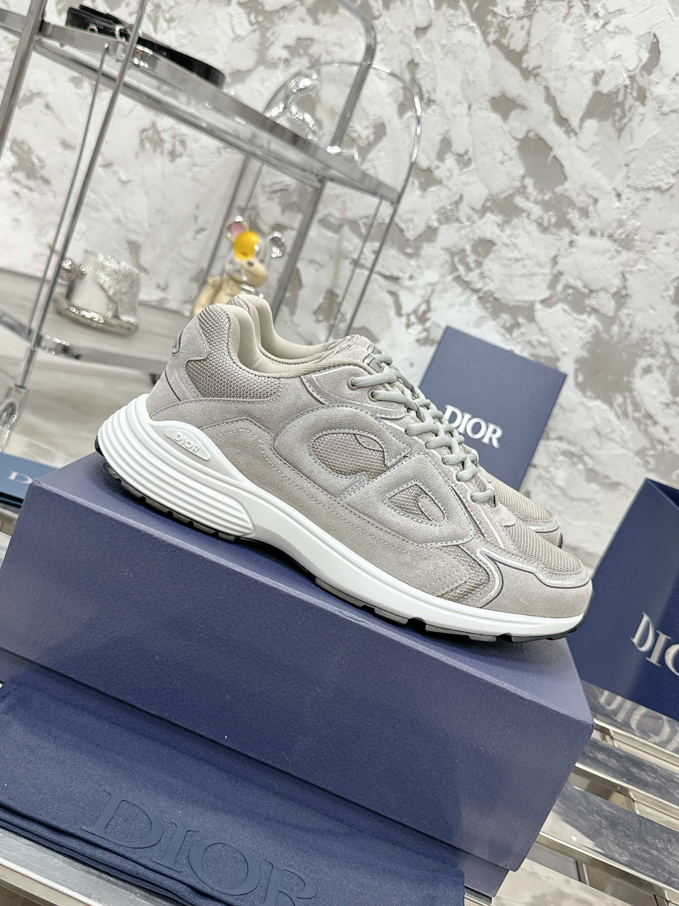 Z2R45D2 Popular high-quality shoes