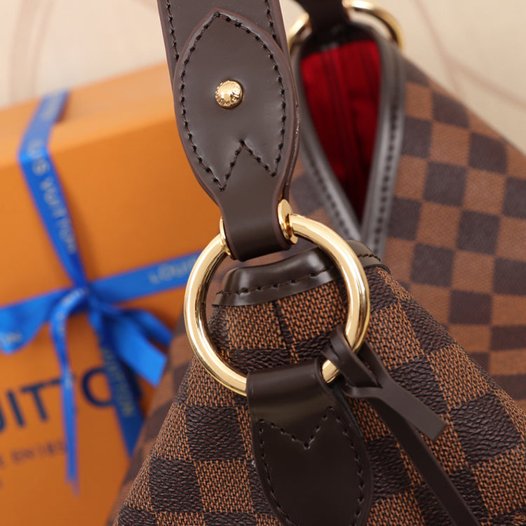 B1P11E86 Popular  leather bag 
