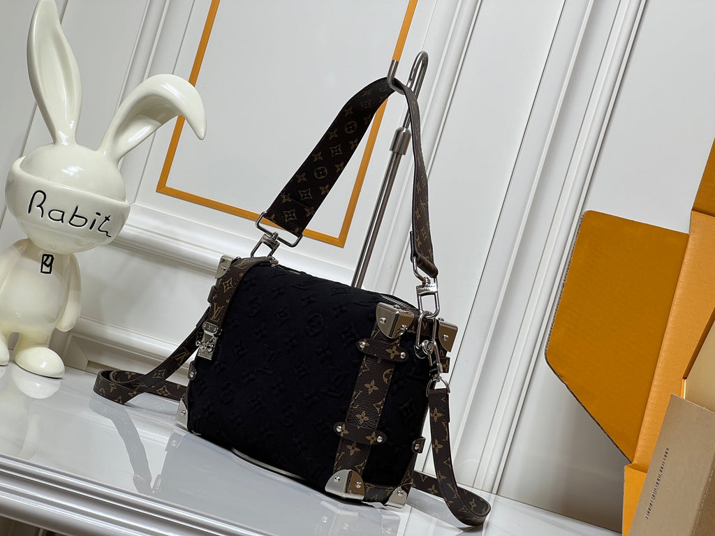 B1R115E157 Popular bag