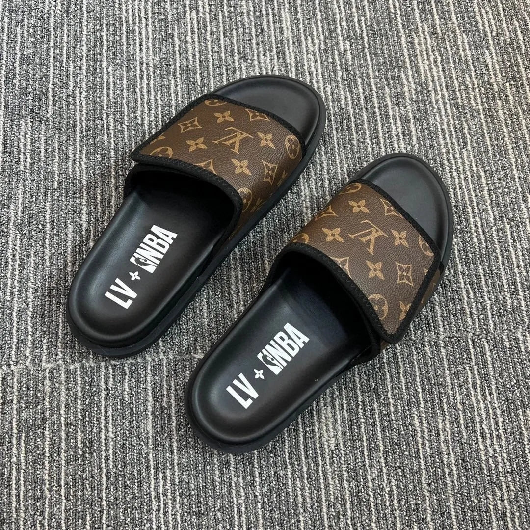 Z5YE47 Popular Slippers