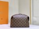 B1X104E61 Popular    leather bag