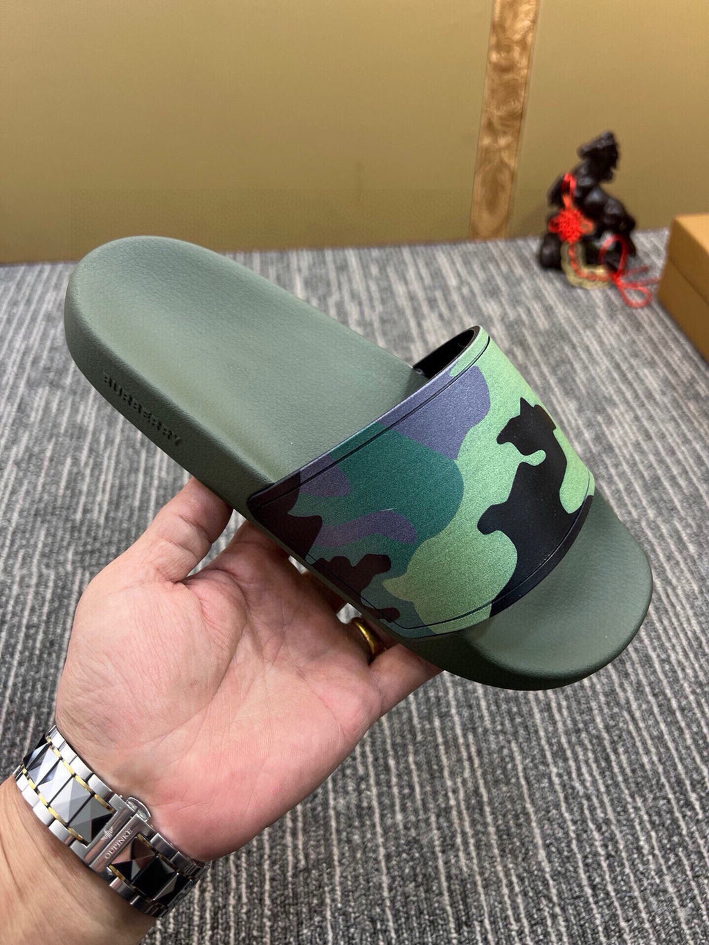 Z5Z35R259 Popular Slippers