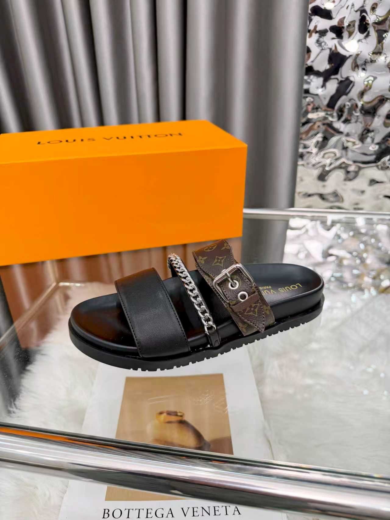 Z2N46E14 Popular high-quality Shoes