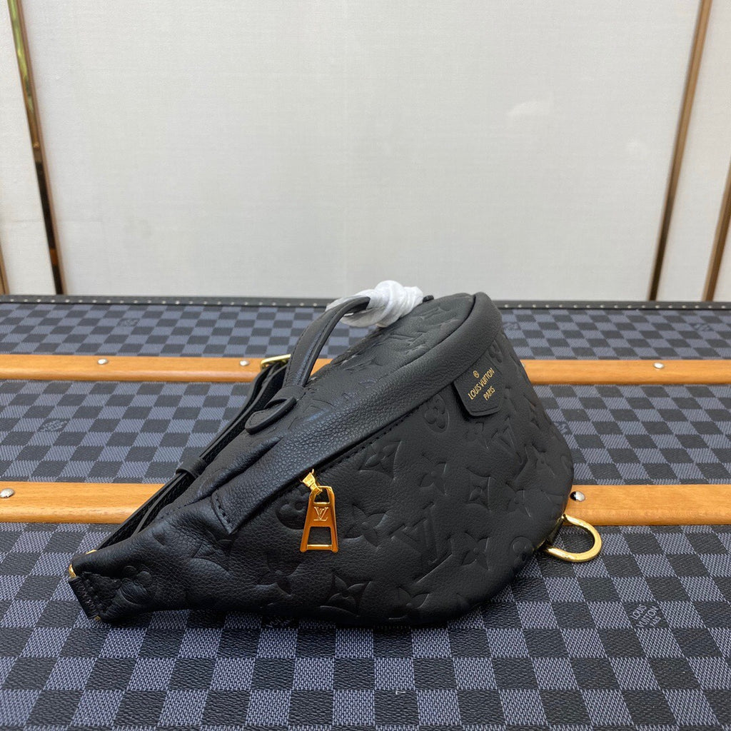 B12X44E299 Popular  leather bag 