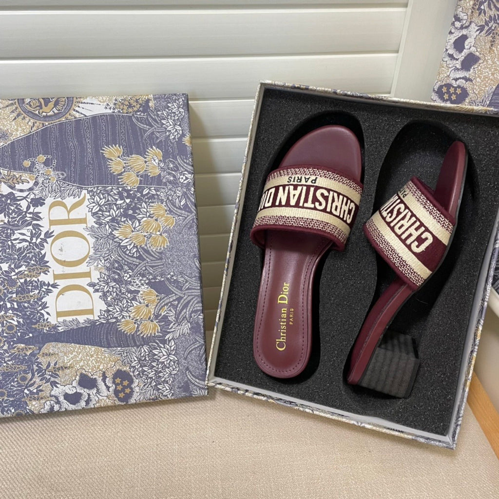 Z1ZD64 Popular sandals