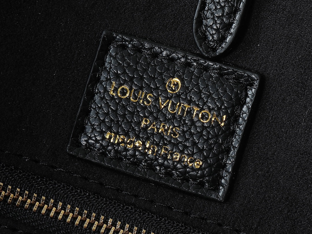 B1R15E22 Popular  genuine leather embroidered bag