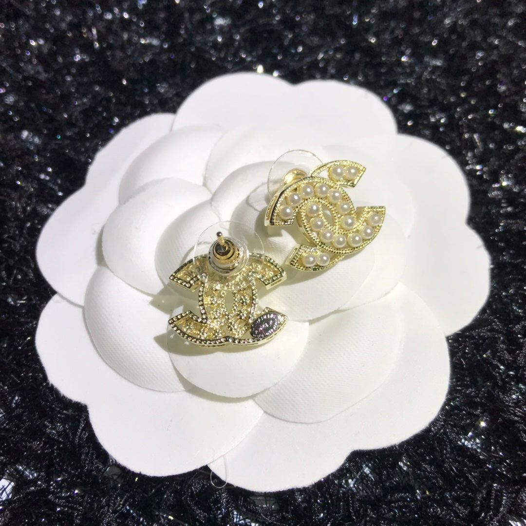 X1Z54C484E Popular Earrings