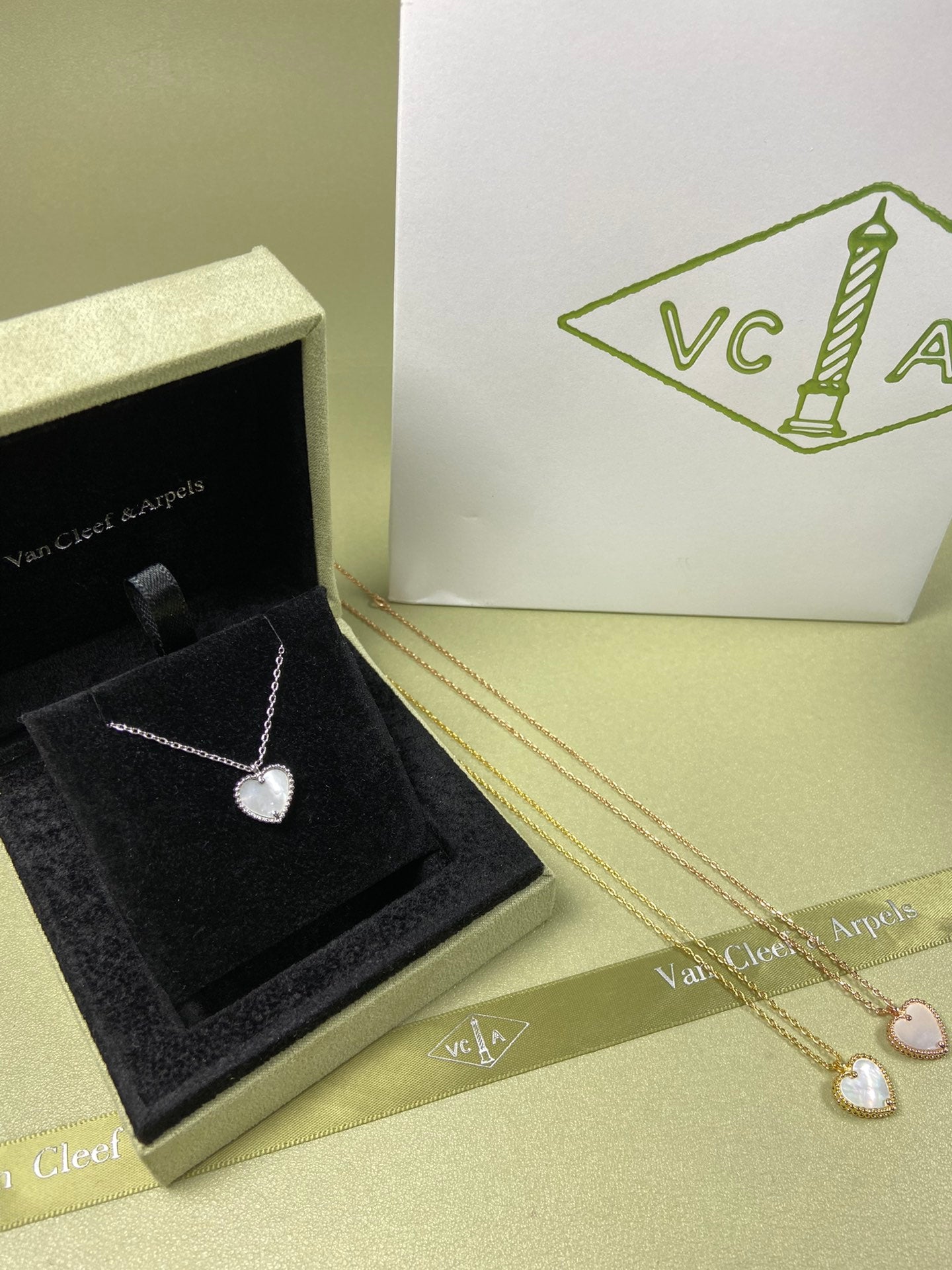 X5X94VA191K  Popular     high quality bracelets,necklaces