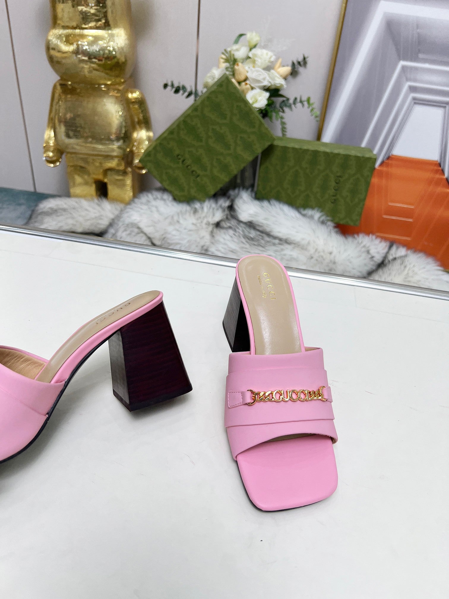 Z2N75B11  Popular leather High heels