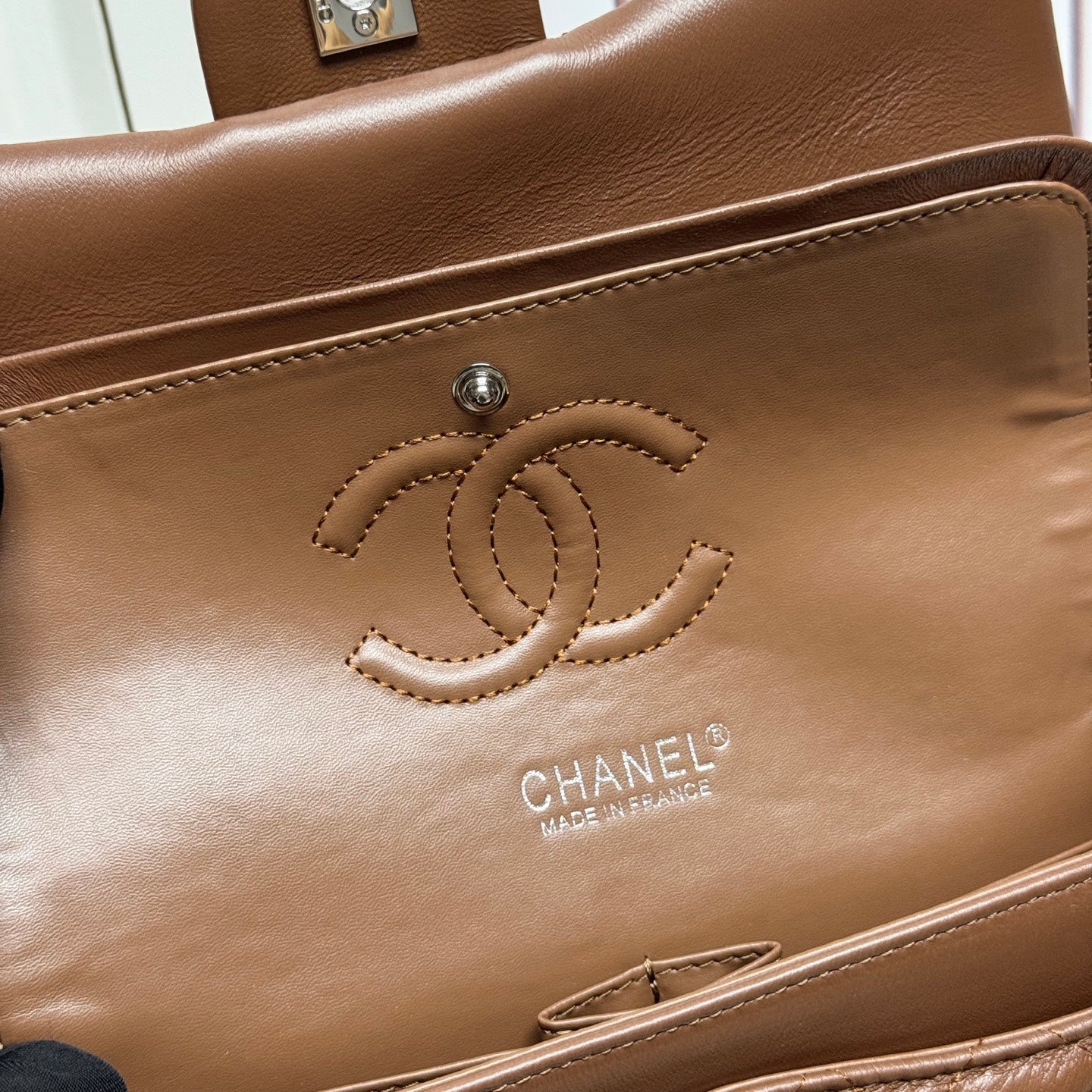 B1R76C11 Popular leather bag