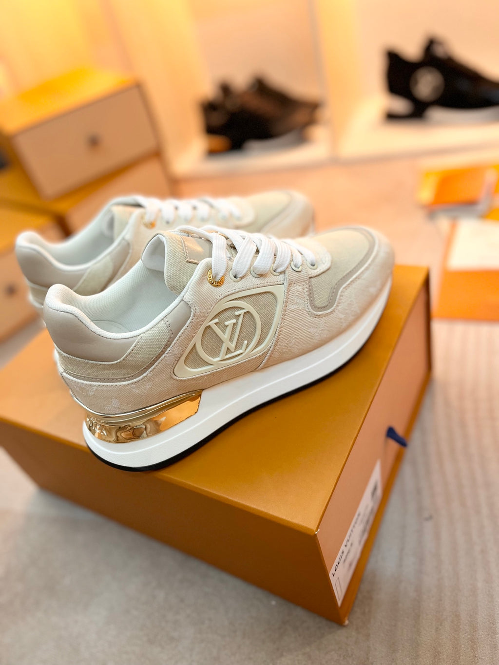 Z2P36E58 Popular high-quality leather Shoes