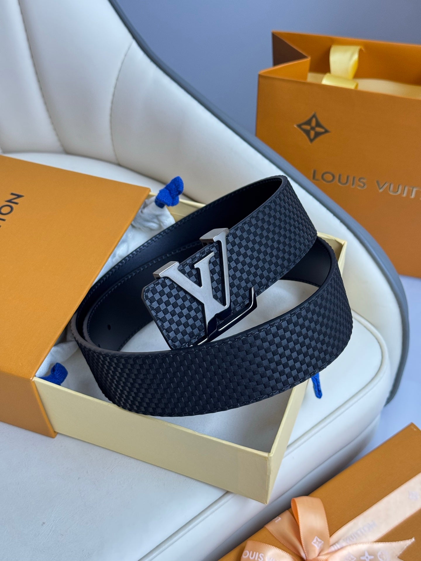 P1Q115E10 Popular High quality belt With full package