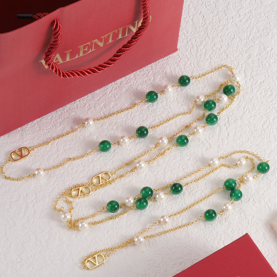 X1N46VL15X Popular  Necklaces, Bracelets