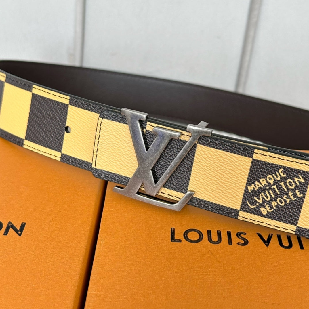 P1Q64E149 Popular High quality belt With full package