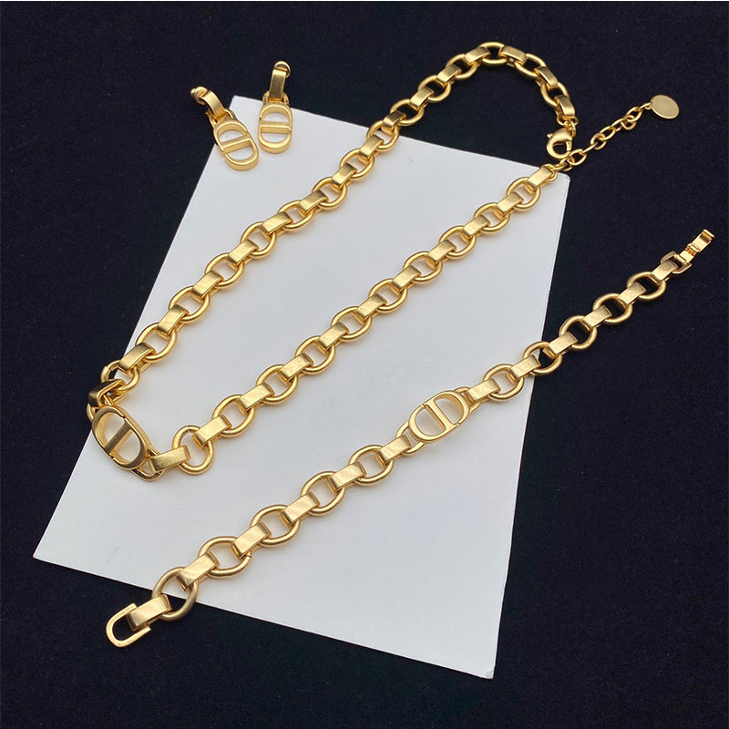 X1B91D396X  Popular Bracelets. Earrings. Necklaces