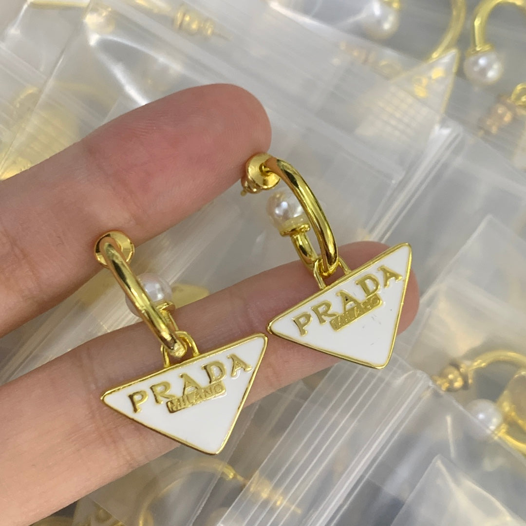 X1Z94PD818E Popular  Earrings