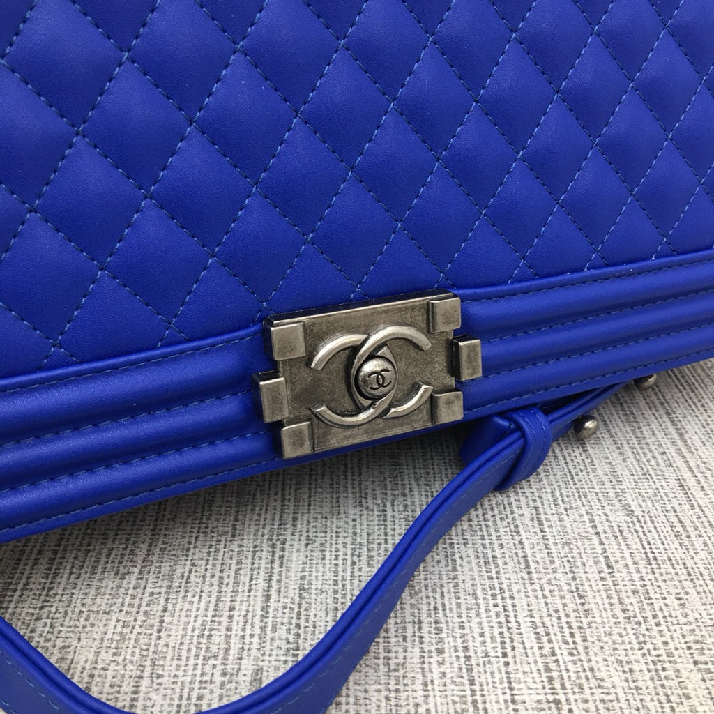 B5X121C60 Popular  leather bag 