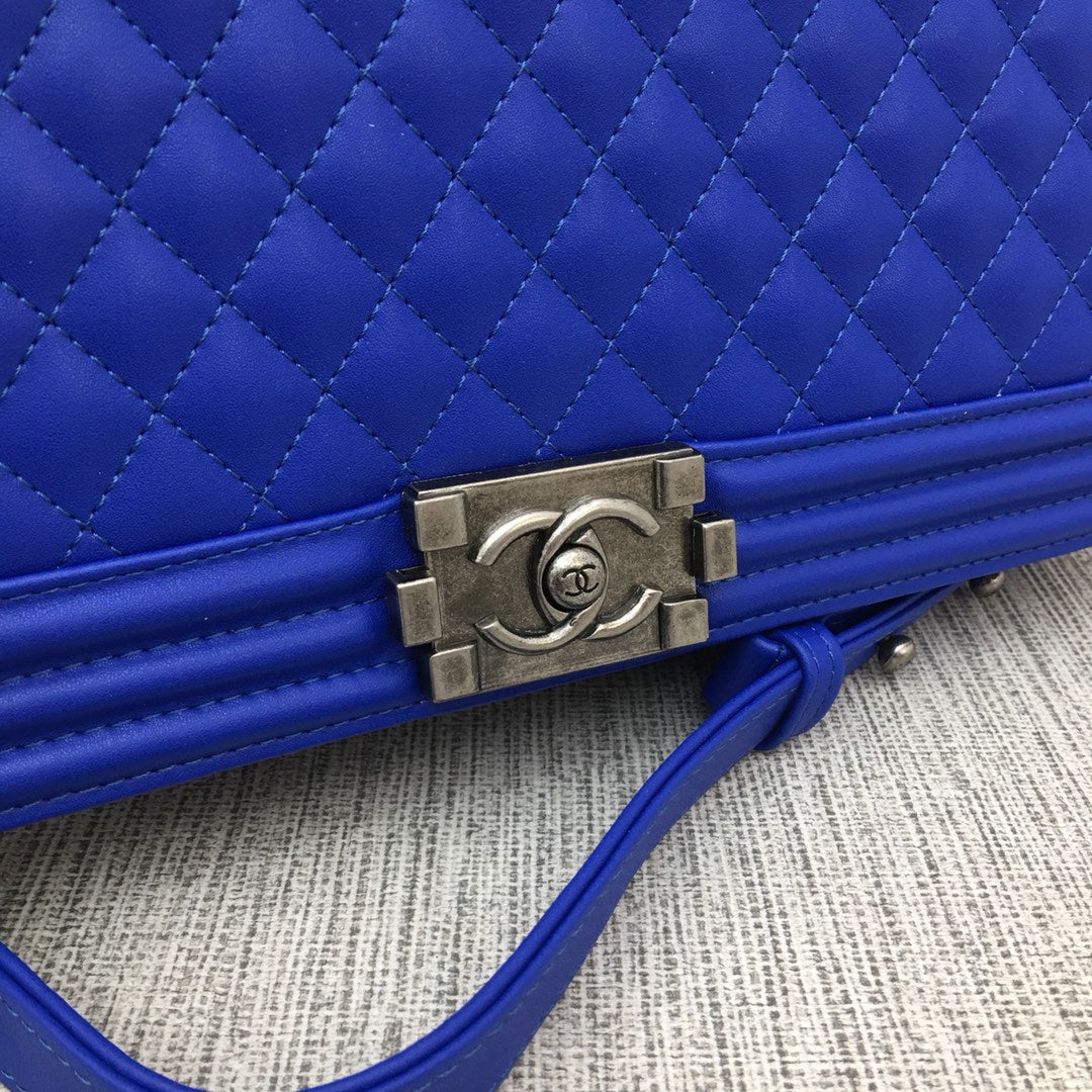 B5X121C60 Popular  leather bag 