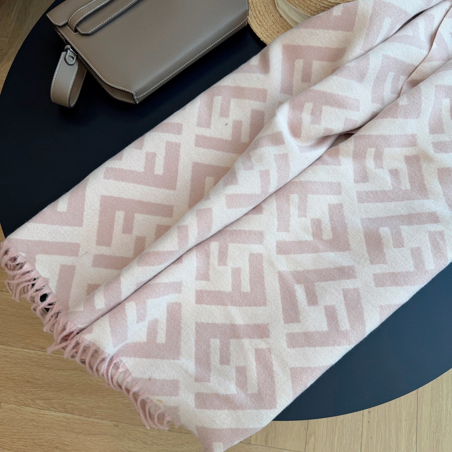 W1R86F58 Popular Winter Scarves