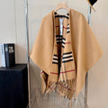 W1R86R61 Popular cape