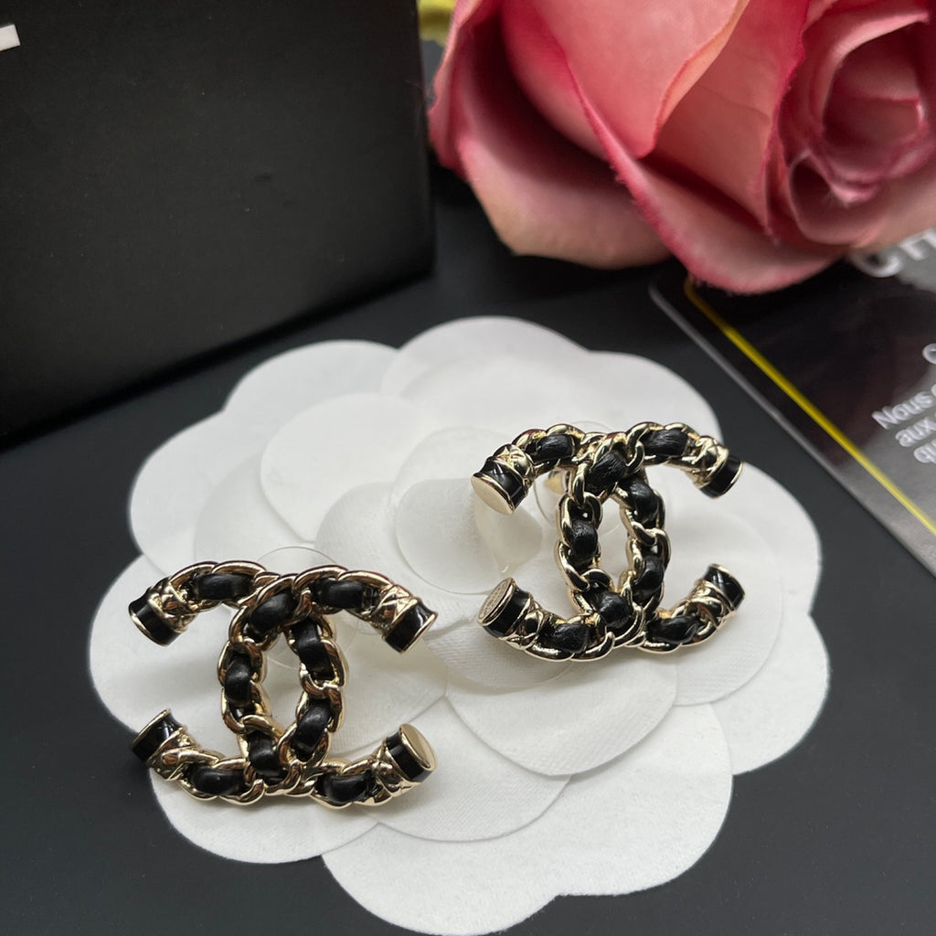 X1Z94C899E Popular Earrings