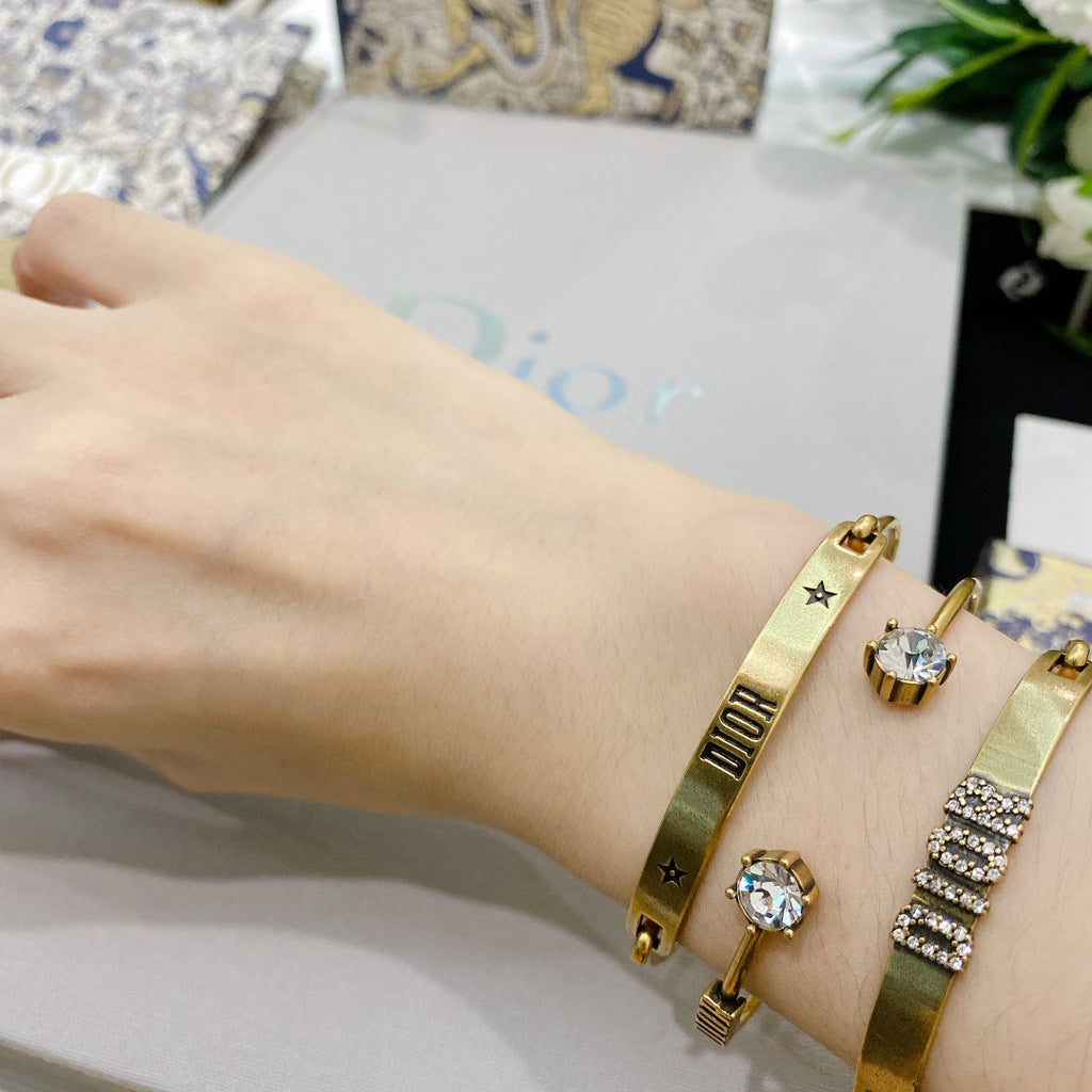 X1N65D1K  Popular Bracelets