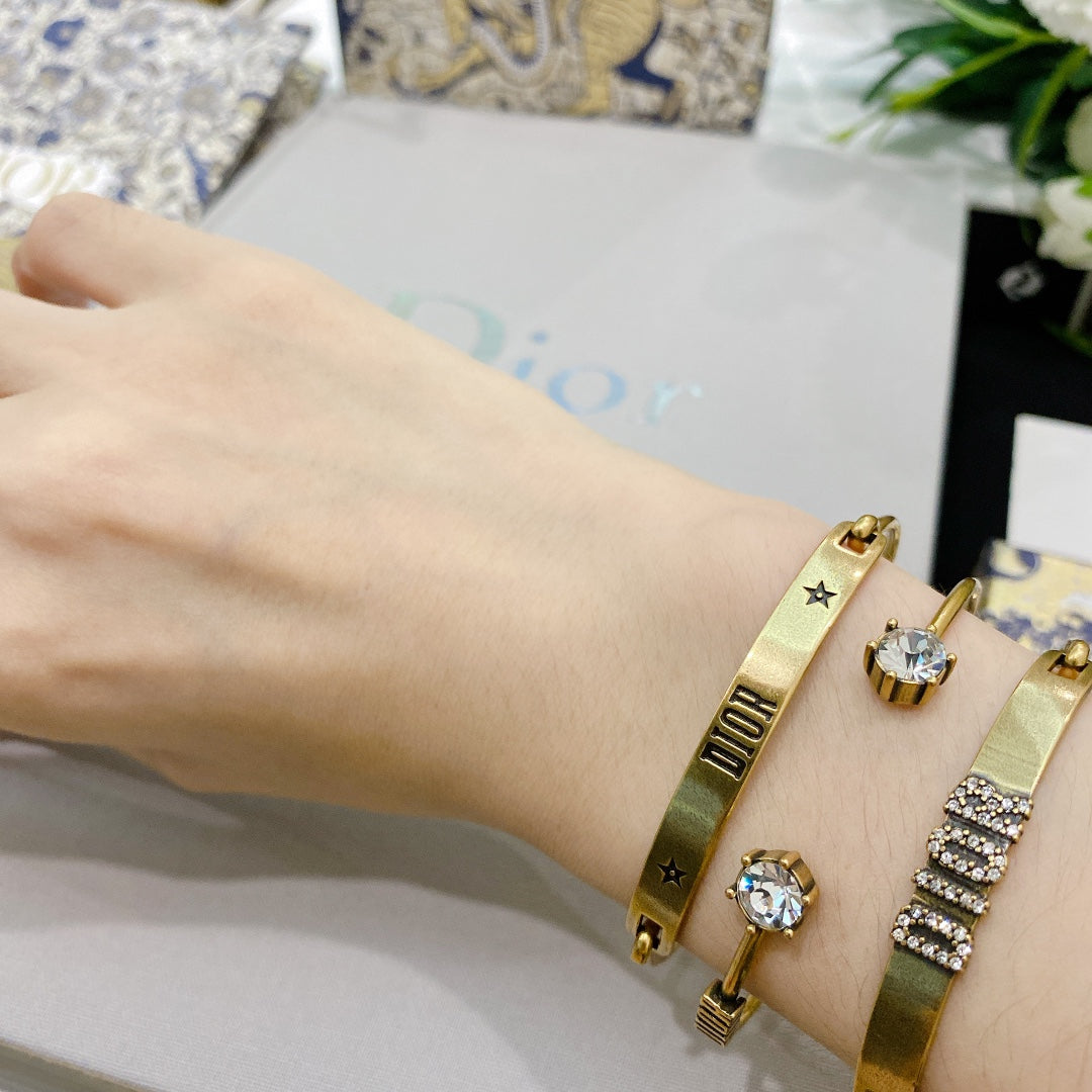 X1N65D1K  Popular Bracelets