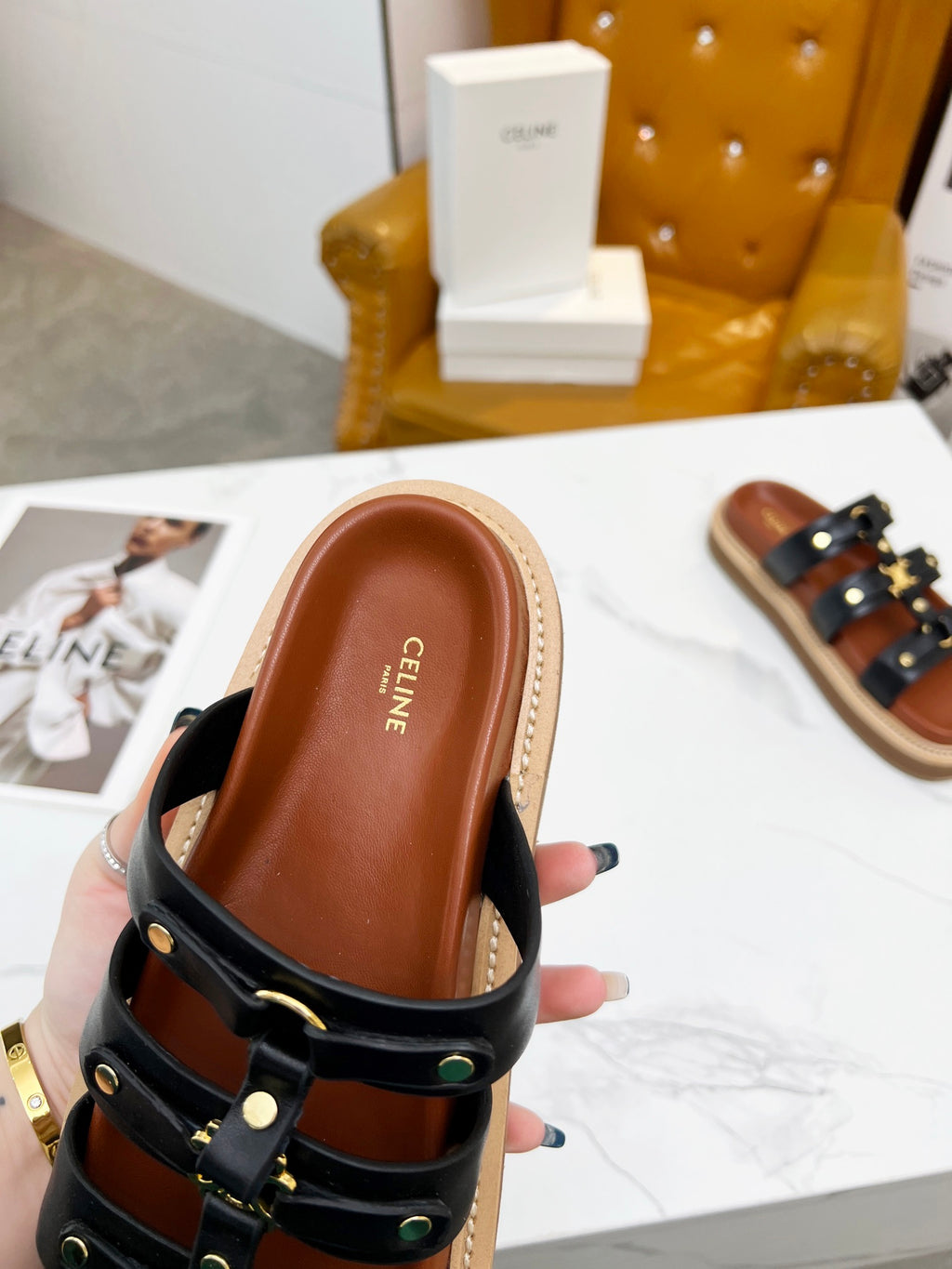 Z2R45N1  Popular leather shoes 