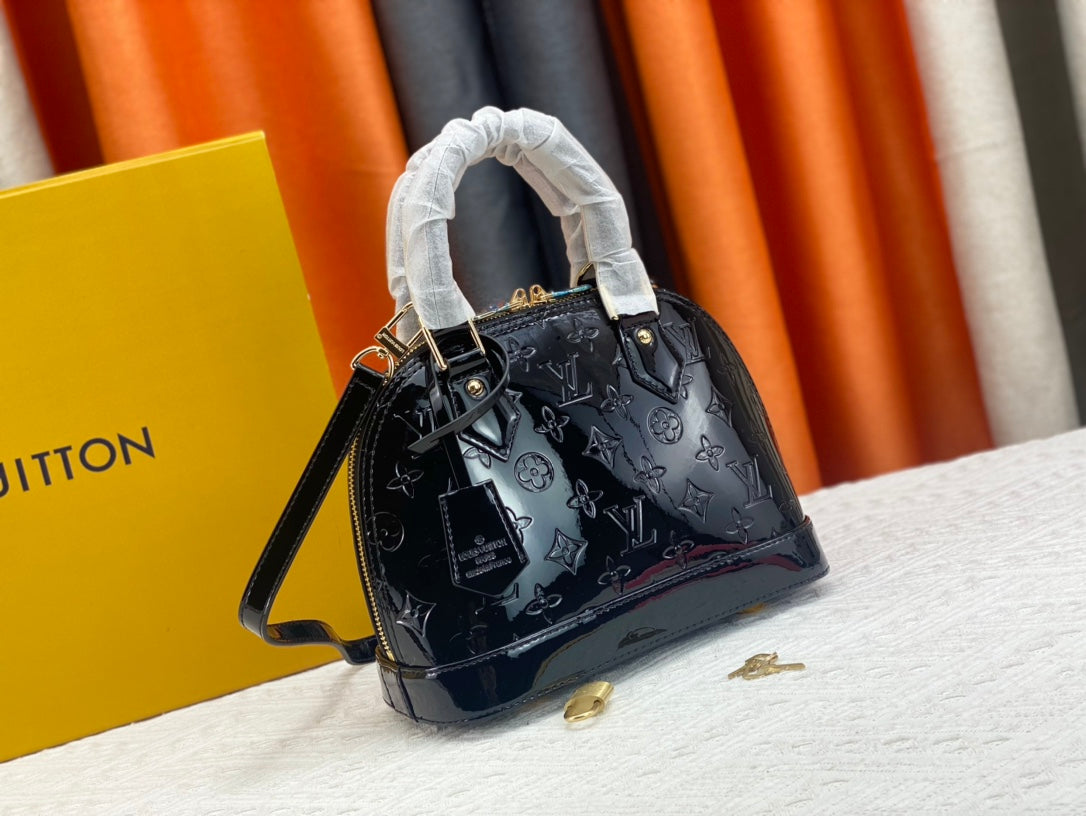 B1N165E97 Popular  leather bag