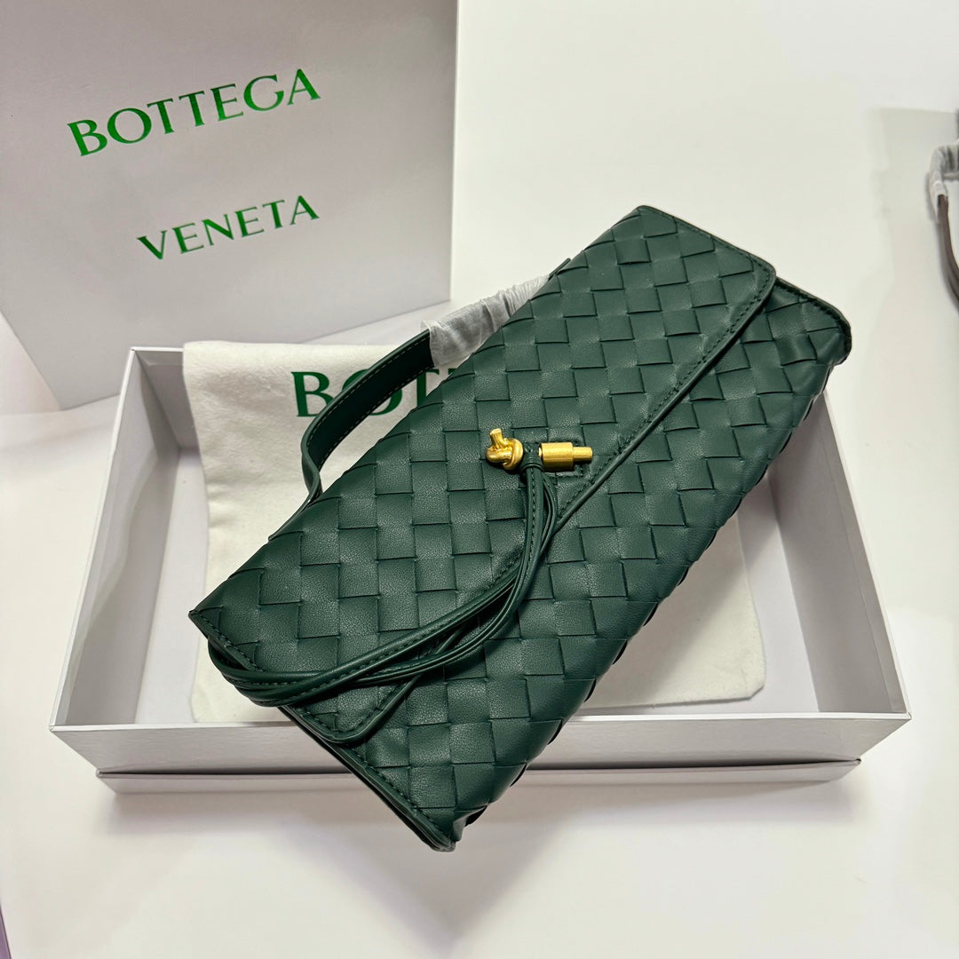 B1X44A380 Popular  leather bag 
