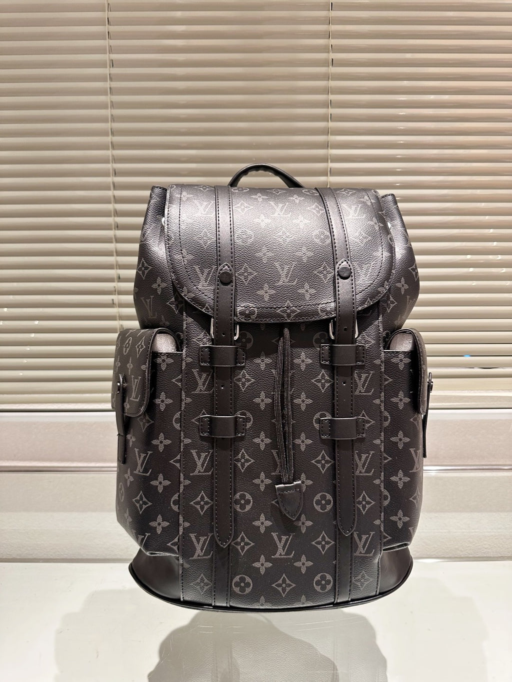 B6X83E57 Popular leather bag 