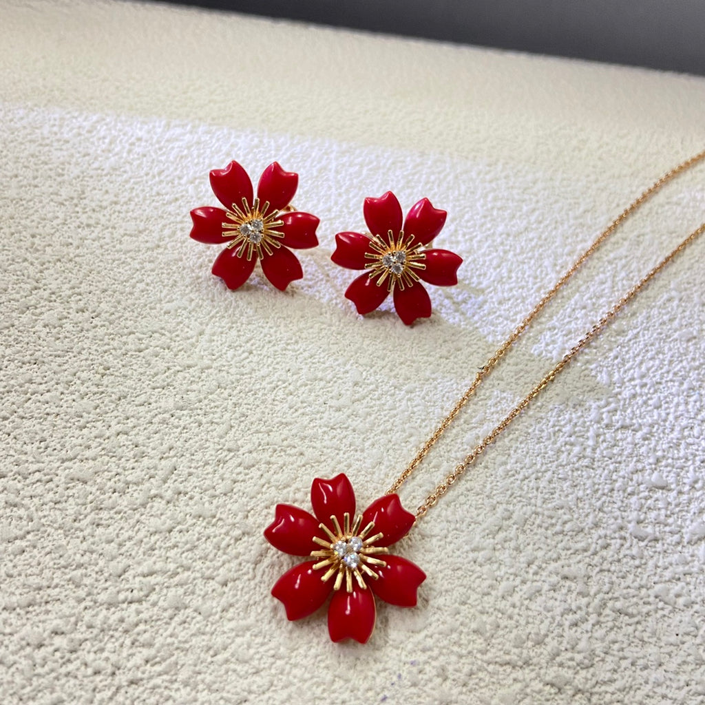 X5Q85VA272X Popular Necklaces. Earrings