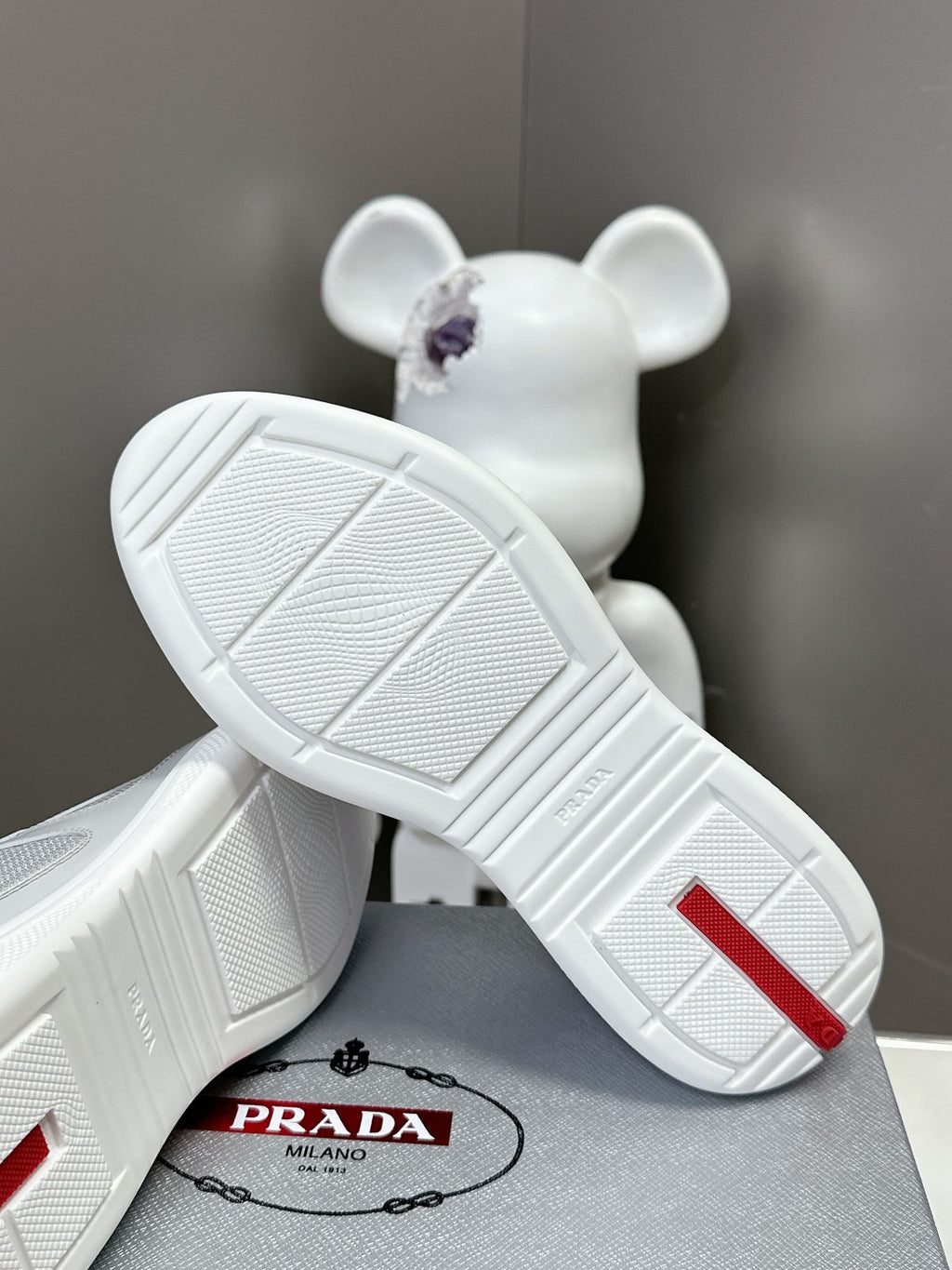Z2Q105P384 Popular high-quality Shoes