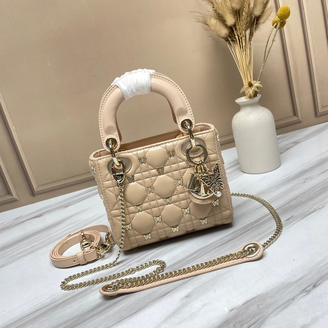 B1R15D139 Popular leather bag