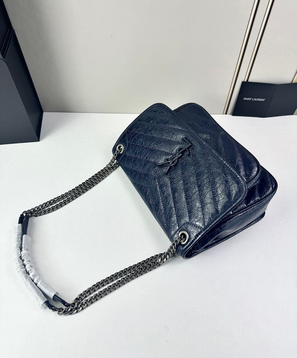 B1R76SL16 Popular leather bag