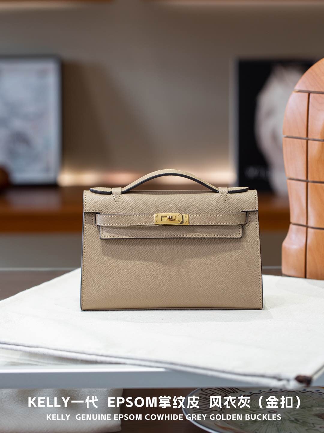 B1R66A6 Popular leather bag